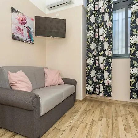 Sicily House كاتانيا