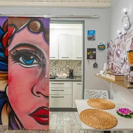Sicily House شقة *